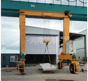 墨西哥-輪胎式起重機(jī)-MBLT20t-6.7m